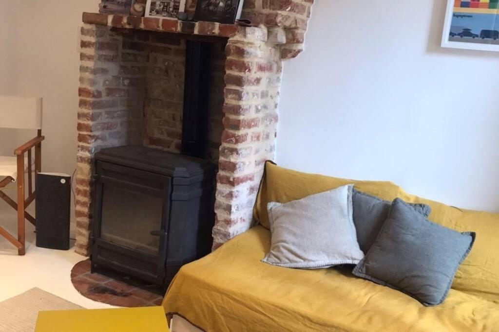 Charmante Maison De Pecheur Au Coeur De Trouville Exteriör bild